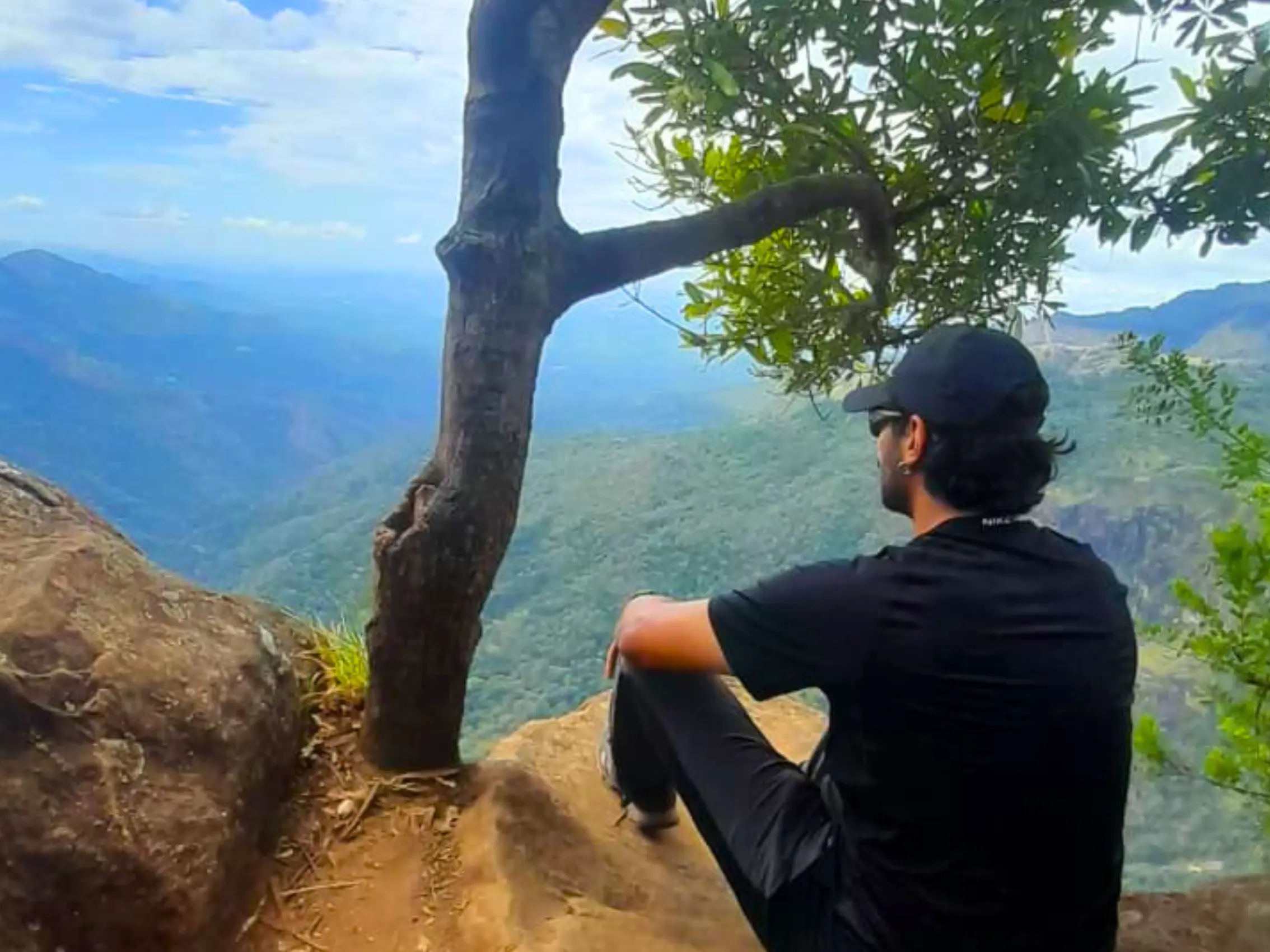 volunteering in Ella,
Ella rock
